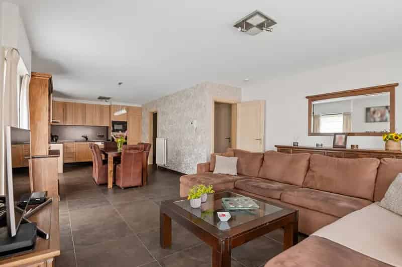 Te koop Appartement 2 slaapkamers Tielen tuin garage