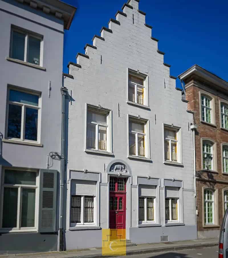 Huis te koop Brugge: Historisch pand met tuin en garage