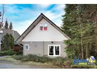 Chalet te Koop Dochamps - Gezellig Chalet met Bar en Terras