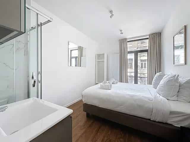 Appartement te Huur Brussel 2 Slaapkamers Gemeubileerd