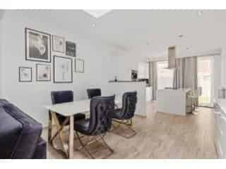 Huis te koop Sint Niklaas 4 slaapkamers gerenoveerd