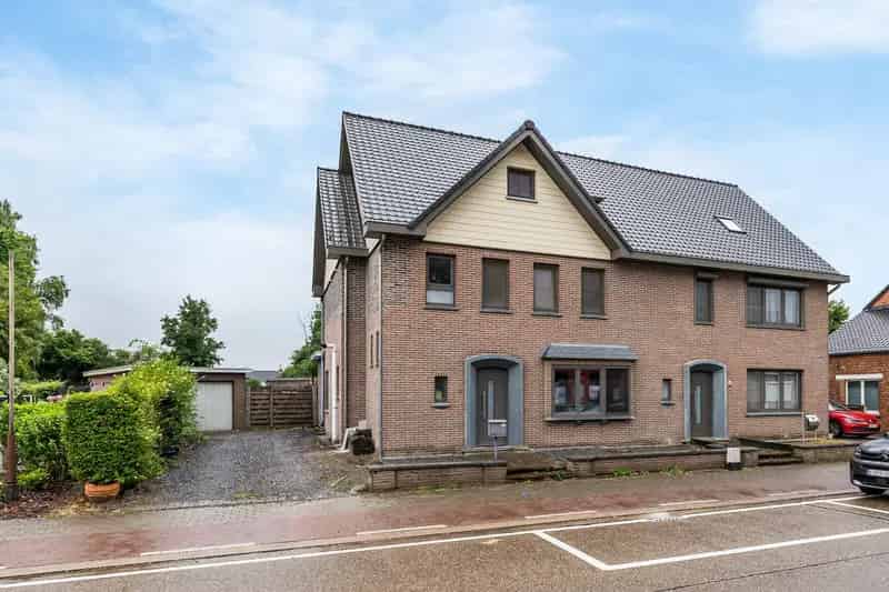 Huis te koop Beringen: 5 slaapkamers, gerenoveerd