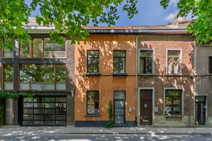 Huis te koop Gent - Instapklare woning langs de Leie
