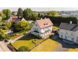 Huis te Koop Oudenaarde Bevere - Ruime woning met lift en tuin