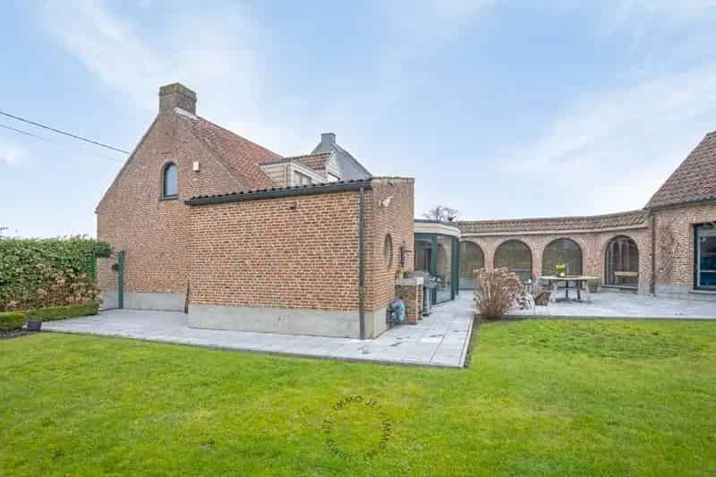 Unieke hoevewoning met tal van mogelijkheden