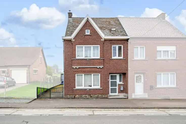 Huis Te Koop Zottegem: Halfopen Bebouwing met Tuin