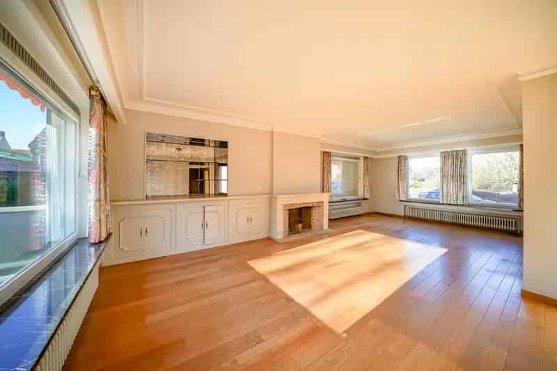 Villa te koop 6 slaapkamers Oudenburg