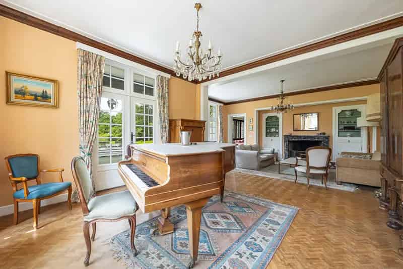 Landhuis 7 slaapkamers 10ha Mol-Wezel