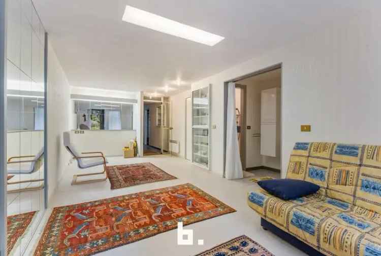 Bijzondere Architectenwoning 404m² met Zwembad en Loods te Moorslede