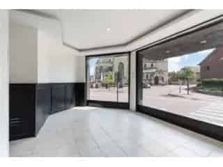 Handelspand met Appartement te Koop Opoeteren