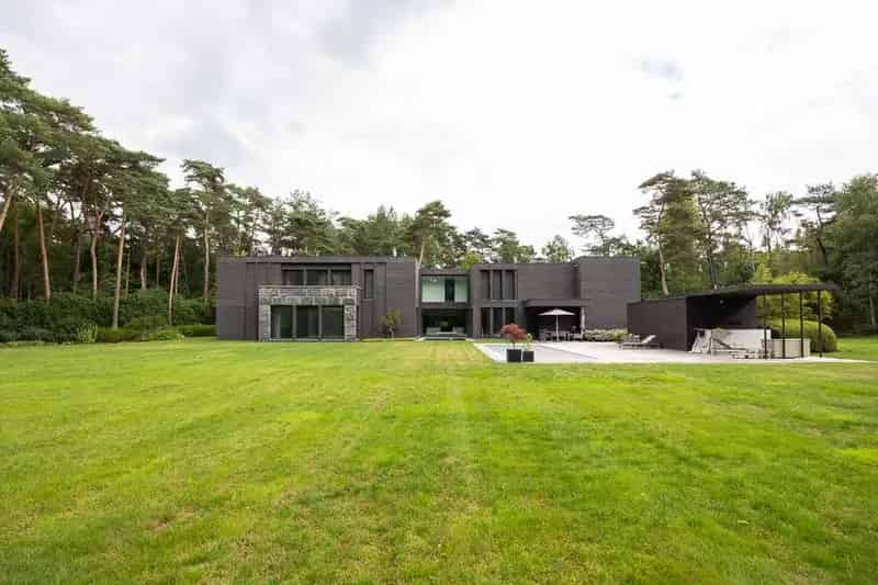 Luxe Villa te Kapellenbos nabij Golfclub