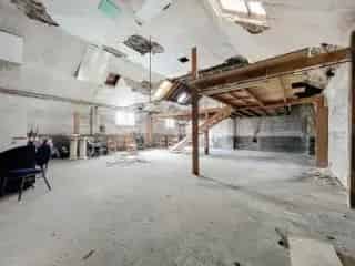Industrie te koop Anderlecht 375m² Magazijn Werkplaats