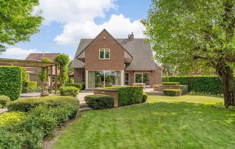Luxe Villa te Koop Kinrooi 4 slaapkamers 2 badkamers