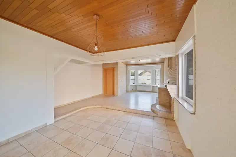 Woning te koop Oudenburg: Instapklare halfopen bebouwing