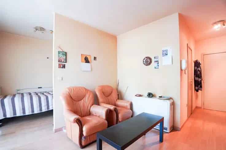 Serviceflat Te Koop Evere: Instapklare Flat met Zorg Nabij