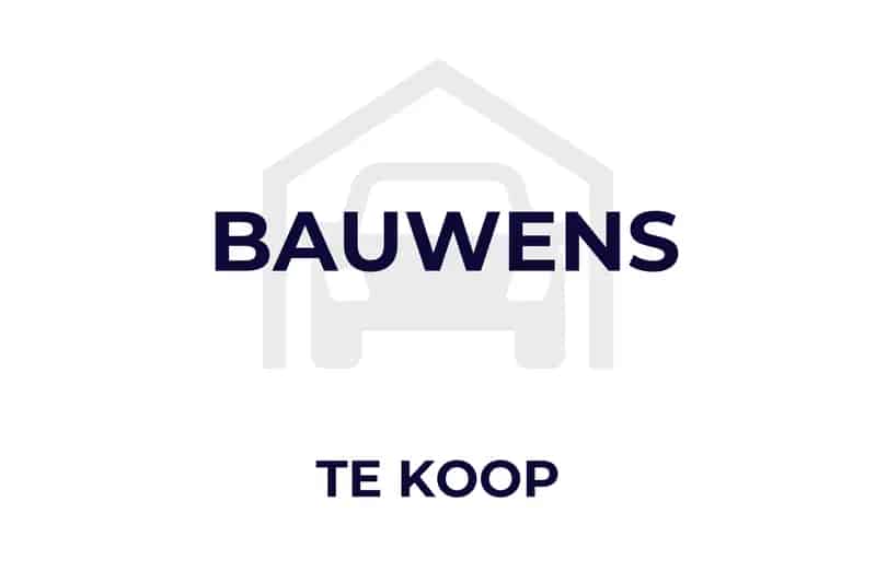 Garage te Koop met Gemakkelijke In- en Uitrit