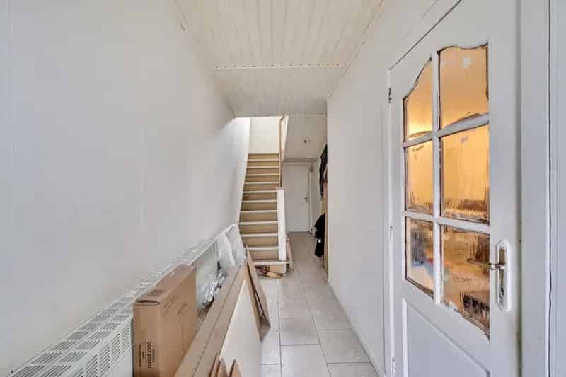 Renovatieproject Kiewit: Drie Slaapkamers Nabij Corda Campus
