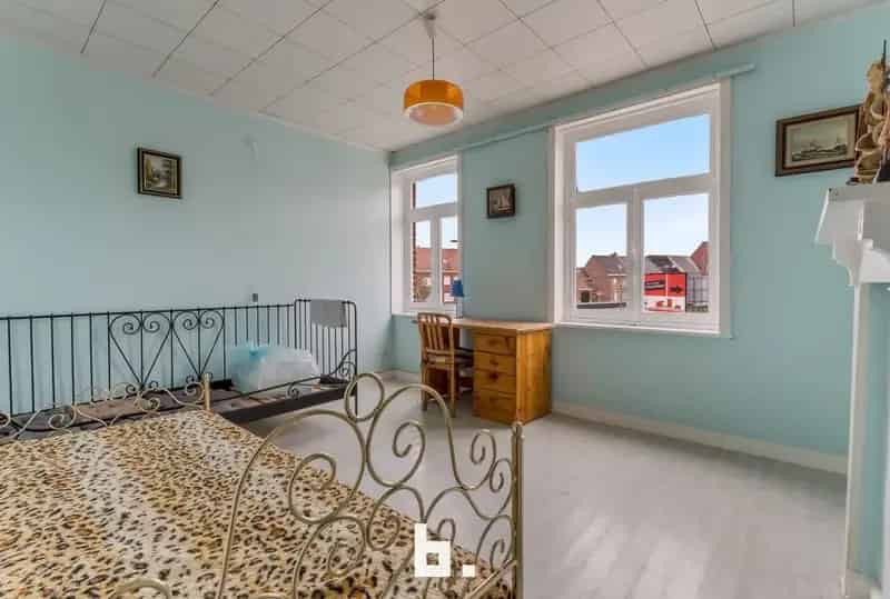 Te renoveren Rijwoning 3 slaapkamers Garage Roeselare