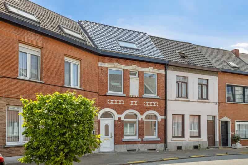 Huis te huur Willebroek: gerenoveerde rijwoning met garage