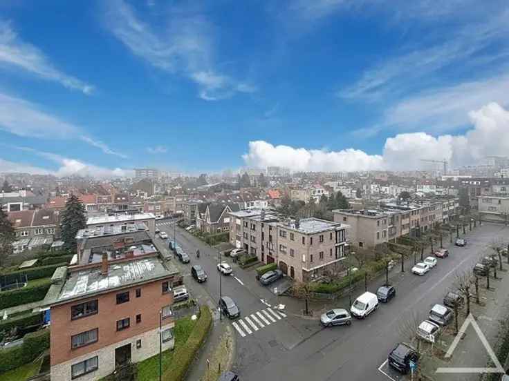 Te koop appartement met 3 slaapkamers en terrassen op 7e verdieping