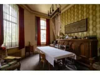 Herenwoning te Schaarbeek 333m²