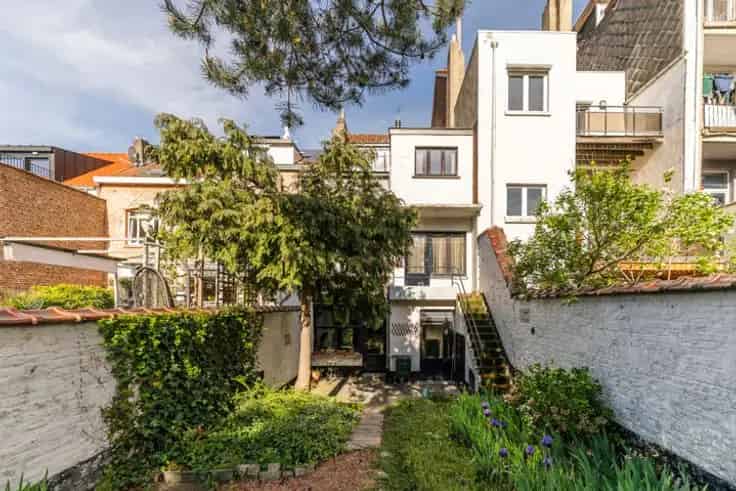 Huis Te Koop Ukkel: Ruime Gezinswoning 4 Slaapkamers Tuin