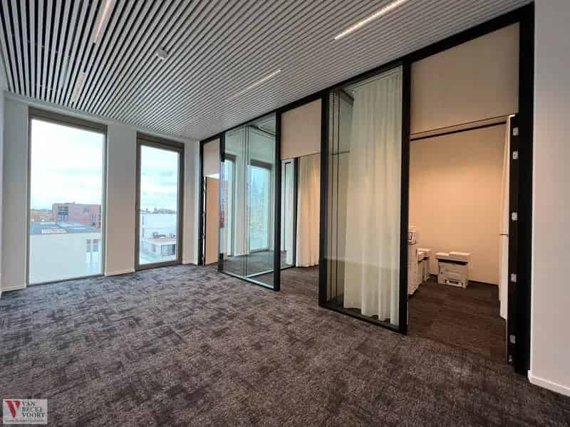 Kantoorruimte te huur Oostende 310m² nieuwbouw