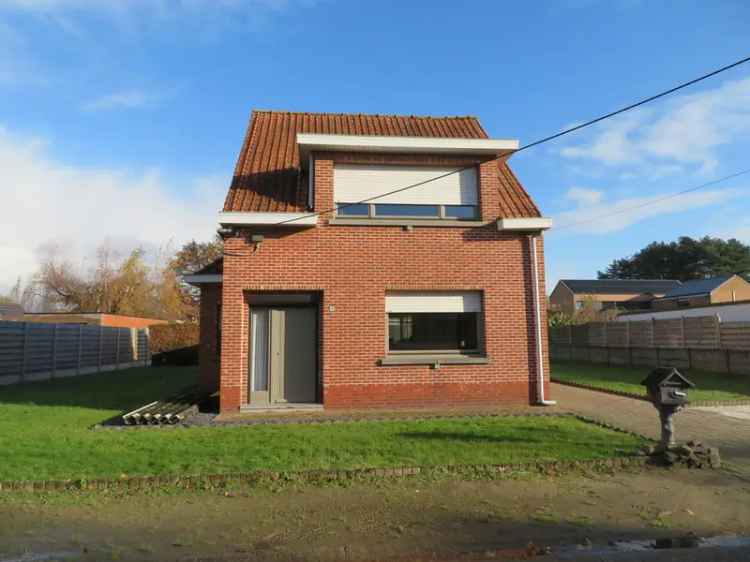 Huur huis in Oevel met 3 slaapkamers en tuin