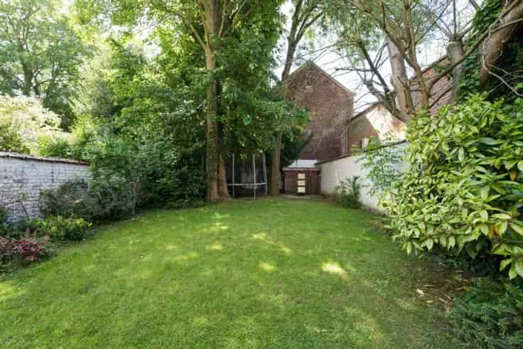 Huis Te Koop Schaerbeek 6 slaapkamers 3 badkamers Grote Tuin