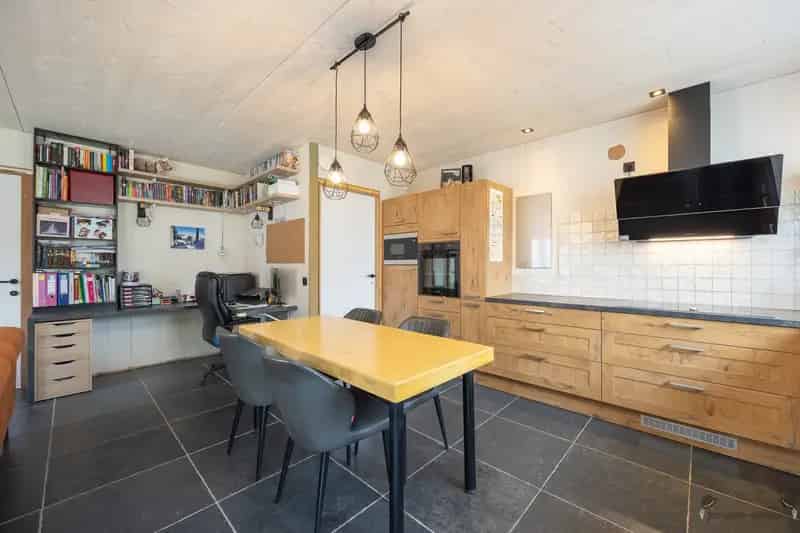Huis te koop Baal 3 slaapkamers tuin zonnepanelen