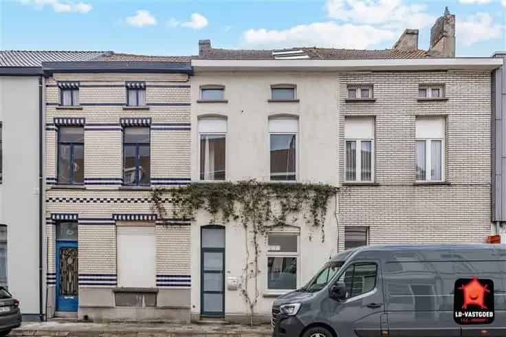 Huis Te Koop Gent: Gerenoveerde Burgerwoning