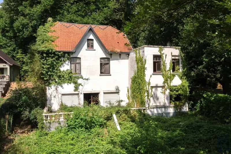 Te renoveren landhuis Kluisbos