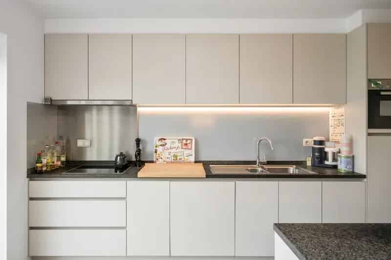 Huis te Huur Oostakker - Halfopen Bebouwing met Garage