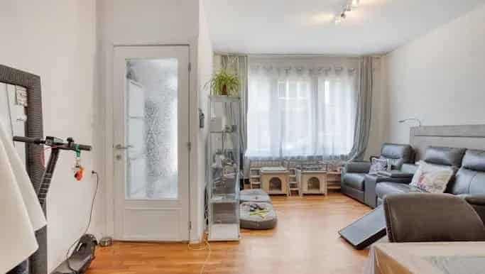 Rijwoning te koop Kapellen 3 slaapkamers moderne keuken