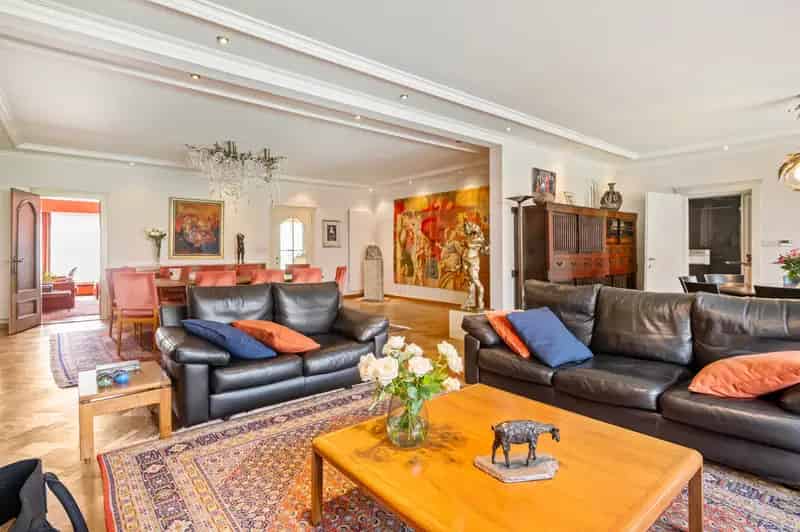 Ruim Huis te Koop Gierle 5 Slaapkamers Tuin Garage
