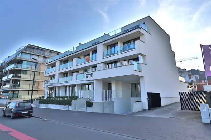 Appartement te koop: Lichtrijk met Leiezicht