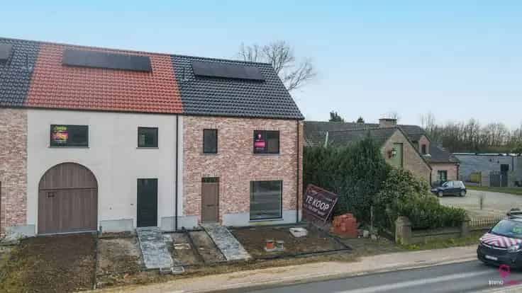 Nieuwbouw Huis 4 Slaapkamers Casco Zolder