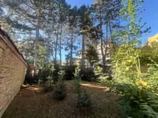 Garagebox te Koop Ukkel - Ruim terrein