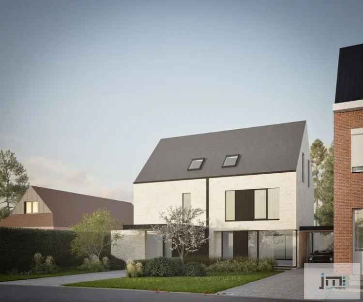 Nieuwbouwwoning met warmtepomp en zonnepanelen.