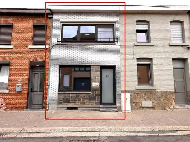 Huis te huur Tongeren: gerenoveerd met garage tuin en vijver