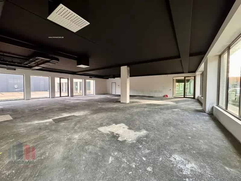 Handelspand te huur Brugge 252m² Nieuwbouw