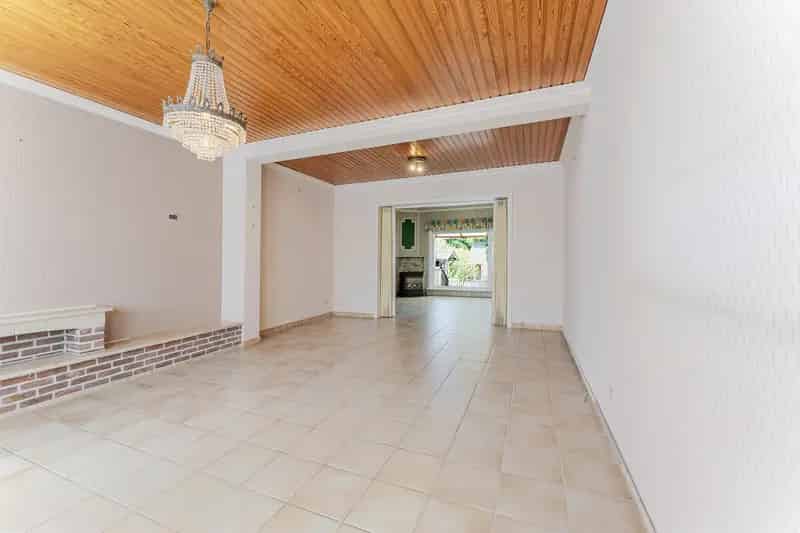 Huis te koop nabij Sterrebos: 3 slaapkamers, tuin en garage