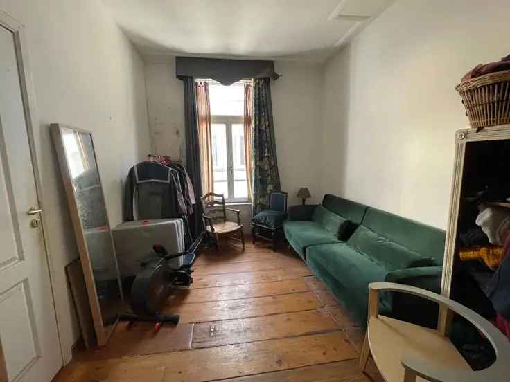 Gezinswoning Elsene: 4 slaapkamers, tuin & werkruimte