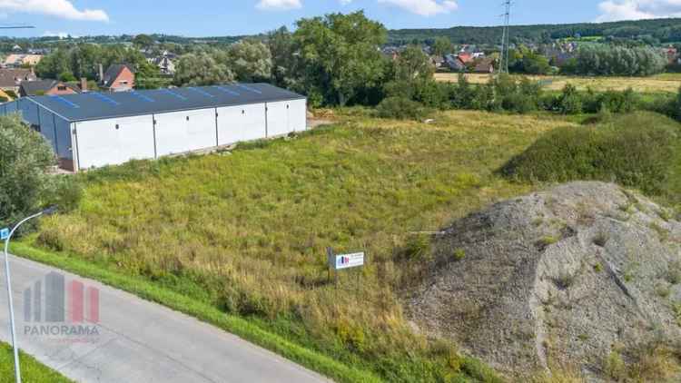 Industriegrond te koop in Avelgemstraat Kluisbergen