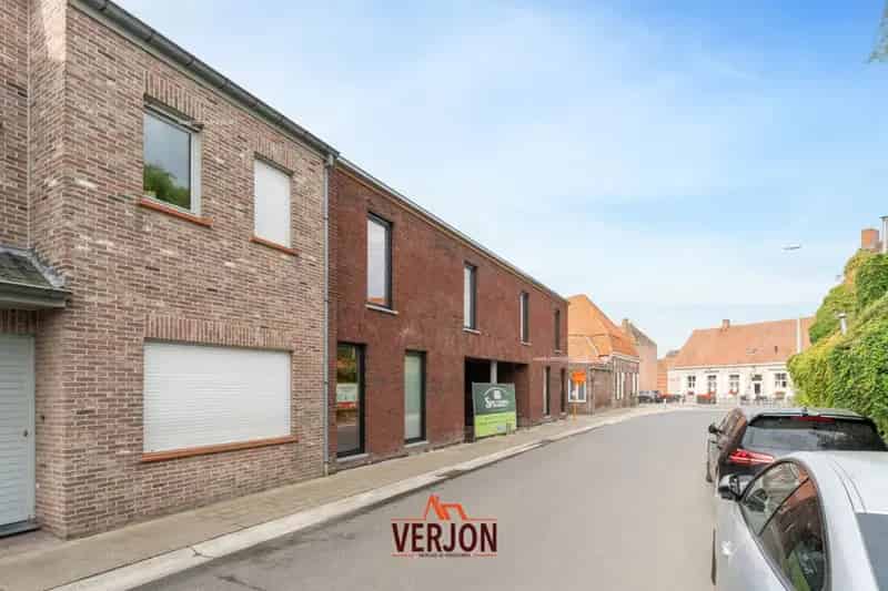 Te Koop Ardooie: Casco Woning 3 slaapkamers Nabij Centrum