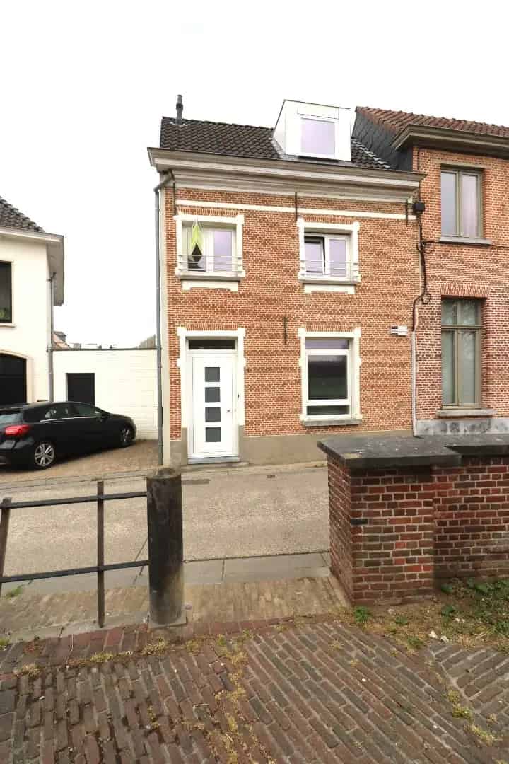 Huis te koop Elversele: gerenoveerde woning 2 slaapkamers terras