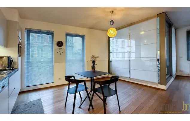 Huur 2 slaapkamer appartement van 100 m² in Antwerp