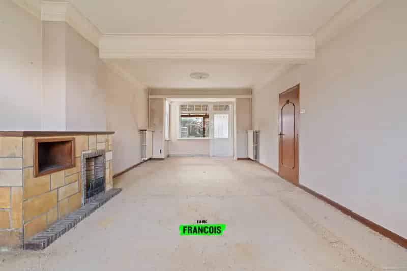 Huis te Huur Olsene: Renovatieproject met Zuidgerichte Tuin