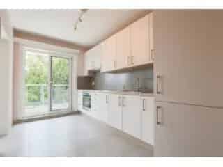Appartement te Koop Nijvel 1 Slaapkamer Garage Balkon Zwembad