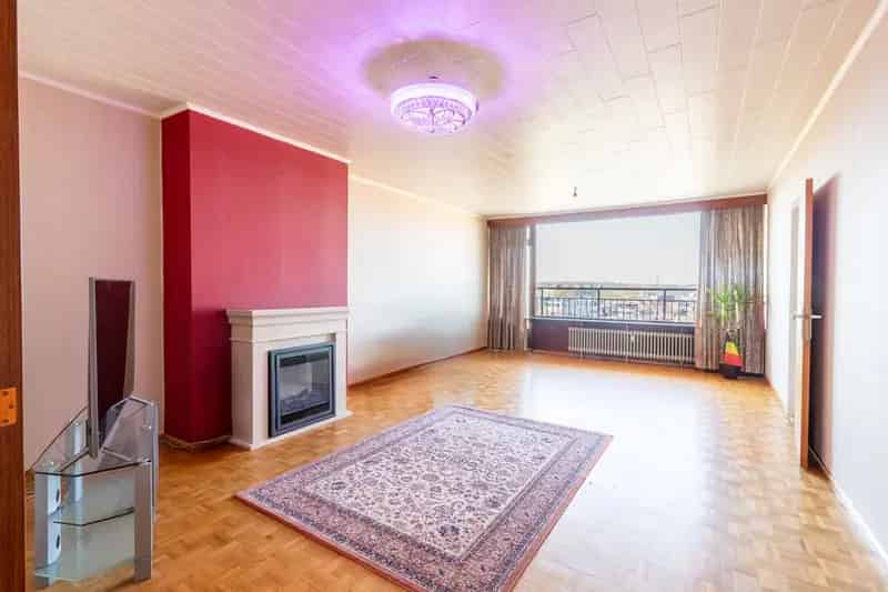 Ruim appartement te koop Wilrijk 3 slaapkamers terras